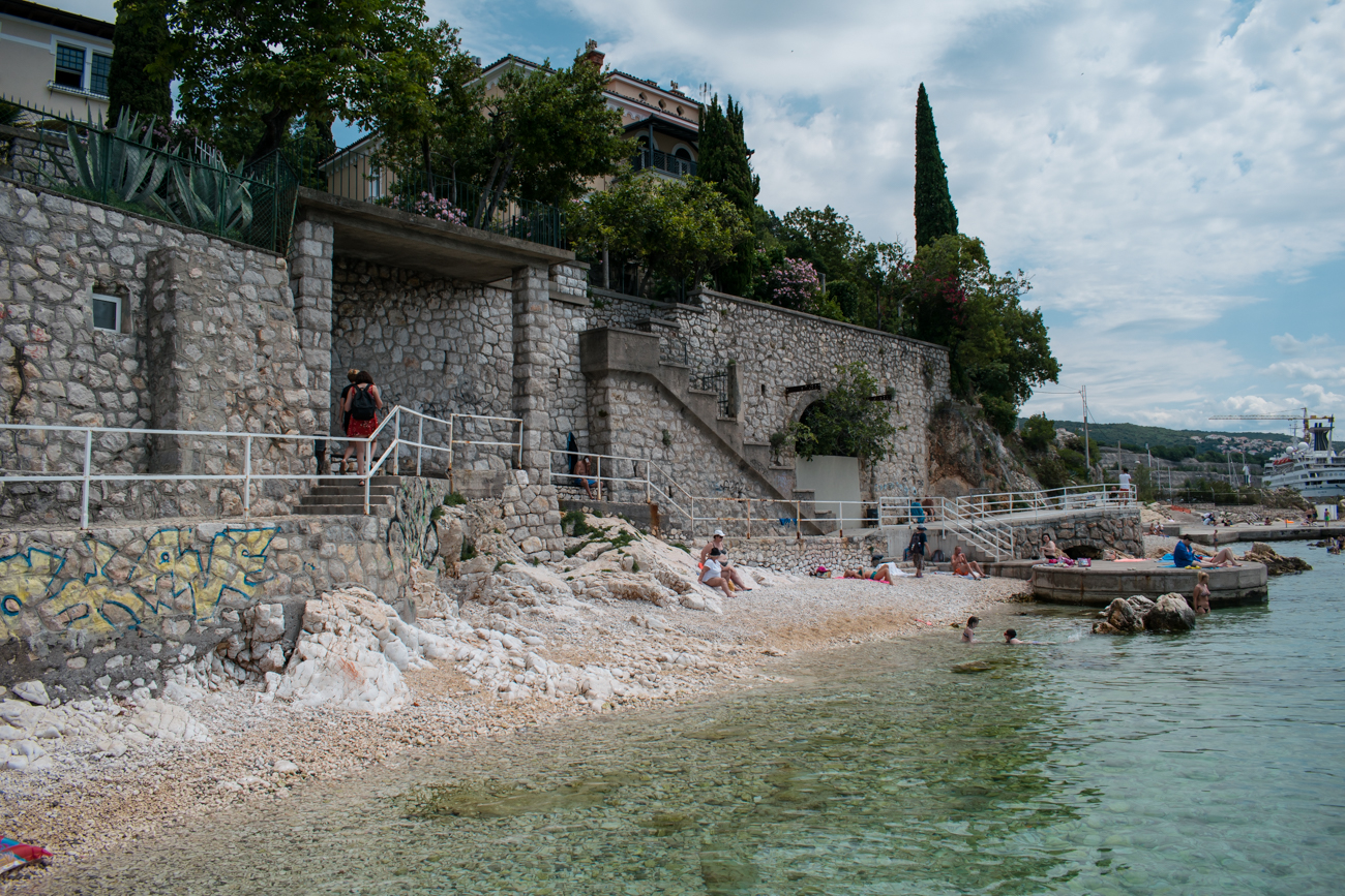 Pećine Plaža Stanje Ljeto-25 Pećine Plaža Stanje Ljeto-25