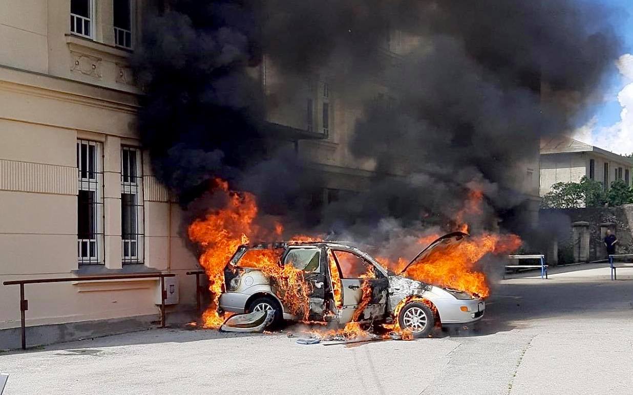požar auto medicinska