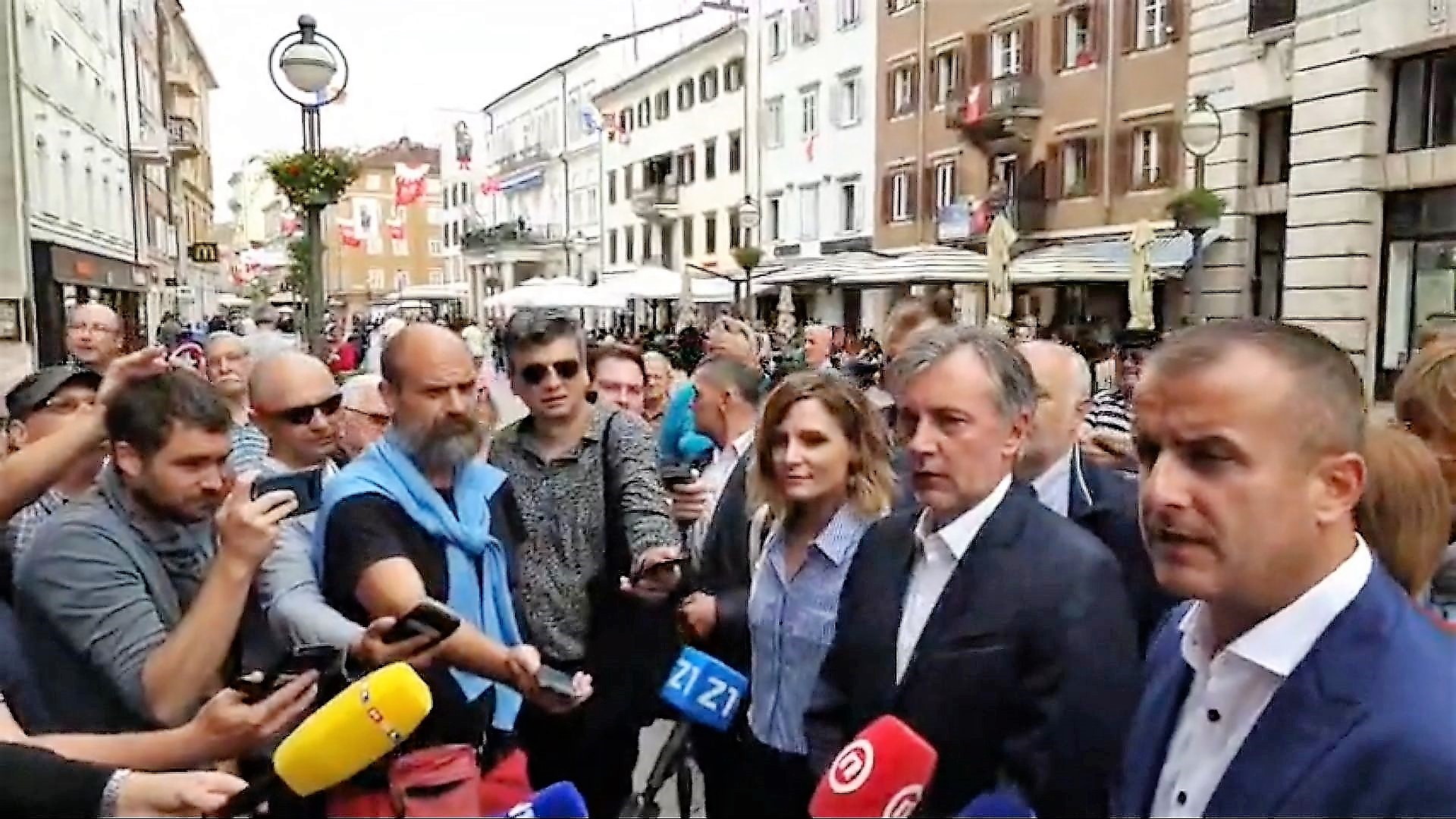 škoro rijeka škoro rijeka