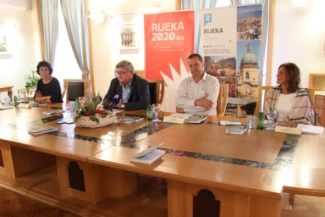Vodič-na-talijanskom-jeziku_predstavljanje