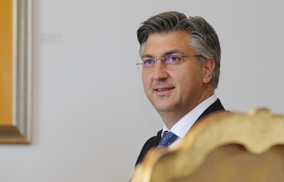 andrej-plenkovic-stigao-po-mandat-za-sastavljanje-nove-vlade-kod-zorana-milanovica_1 andrej-plenkovic-stigao-po-mandat-za-sastavljanje-nove-vlade-kod-zorana-milanovica_1