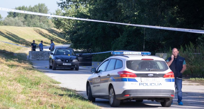 policija traka cesta davor puklavec pixsell