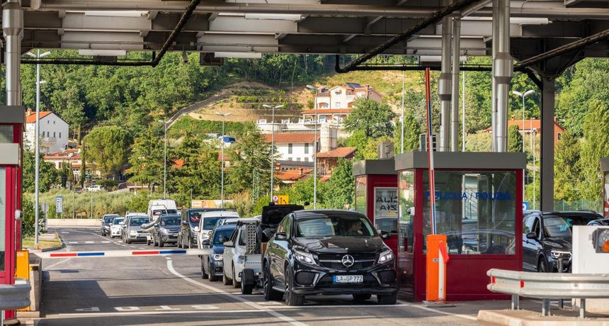 plovanija-granica-sa-slovenijom-339f75f7d38fac83f0f847c94df3d8d6_view_article_new plovanija-granica-sa-slovenijom-339f75f7d38fac83f0f847c94df3d8d6_view_article_new