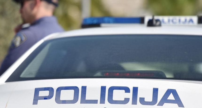 policija-ilustracija-830a71cb83a729ec2df94f8b56fb6601_view_article_new