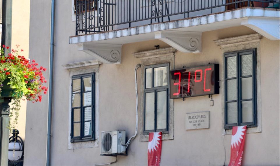 vrijeme jelačićev trg ljeto 2020