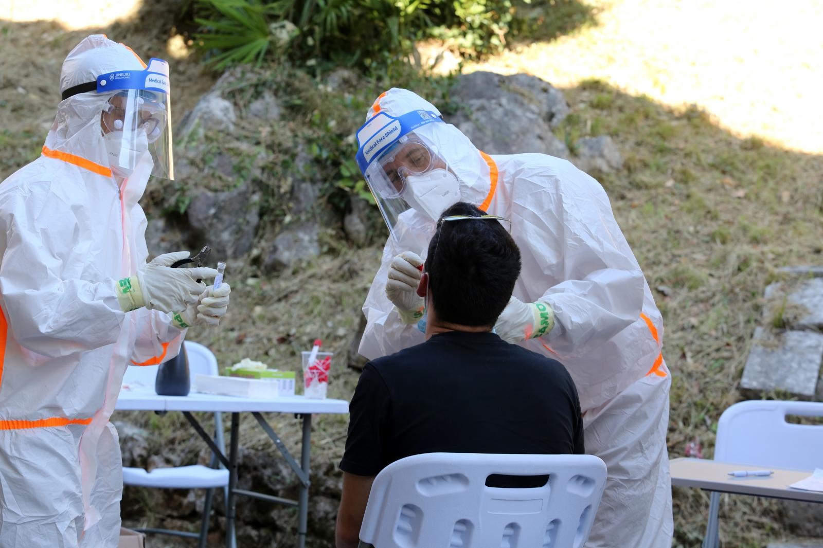 Opatija: Građani se mogu testirati na koronavirus u šatoru postavljenom kod Doma zdravlja