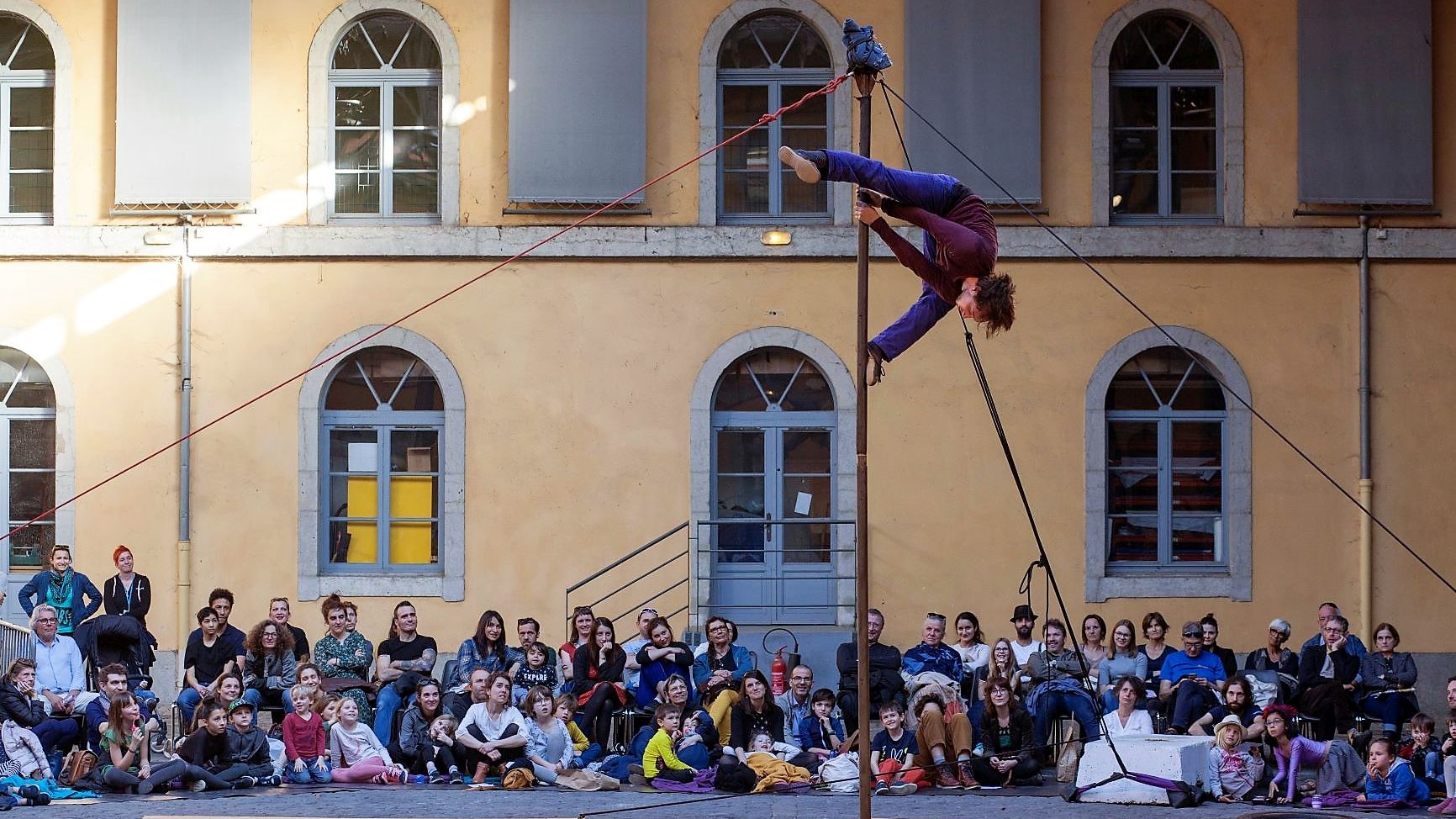 cirkus gat 3Instable-Lyon-23-03-19-HD-063 ┬ę Jean-Paul Bajard