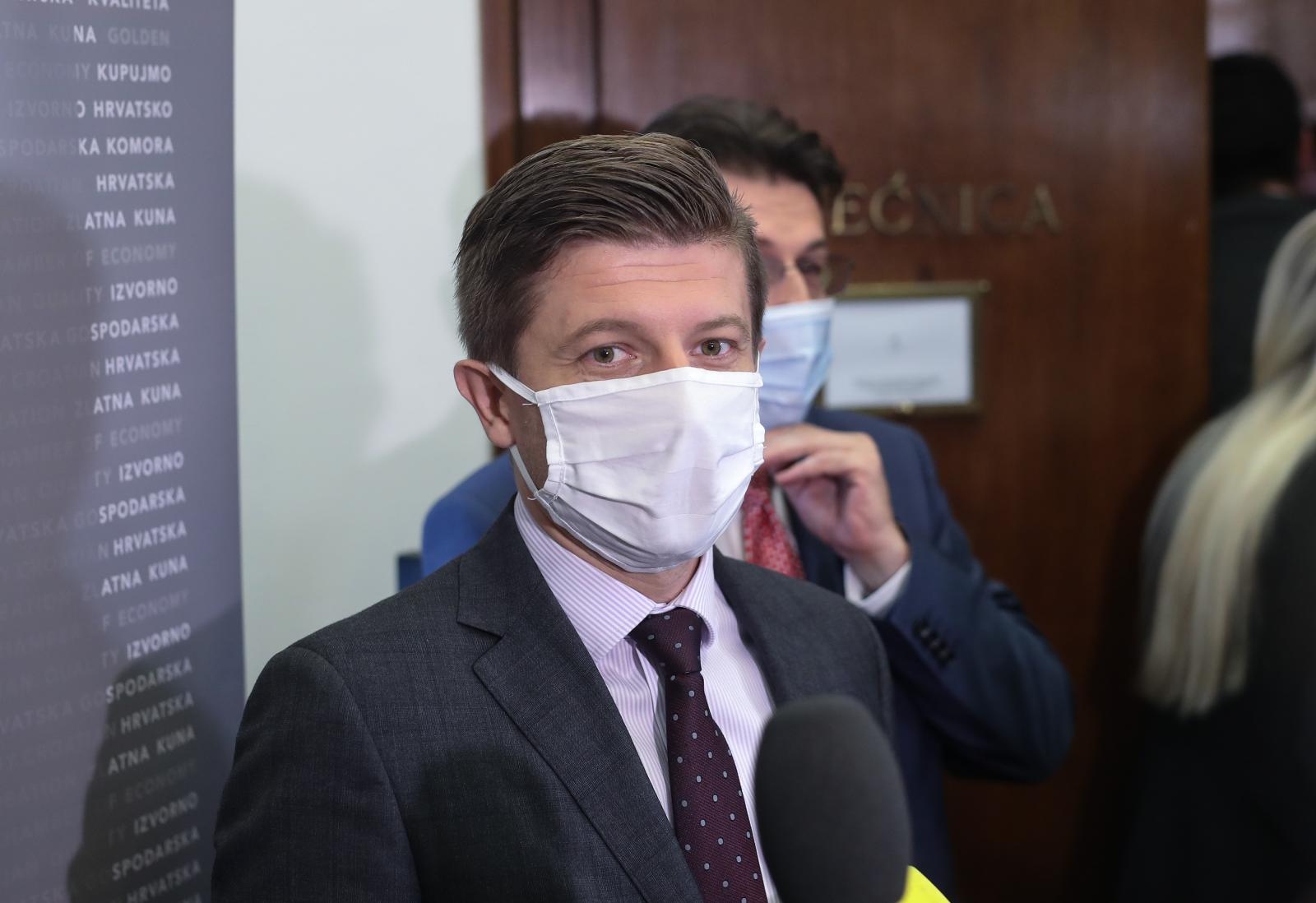 U HGK-a održan sastanak Zdravka Marića sa suradnicima i gospodarstvenicima U HGK-a održan sastanak Zdravka Marića sa suradnicima i gospodarstvenicima