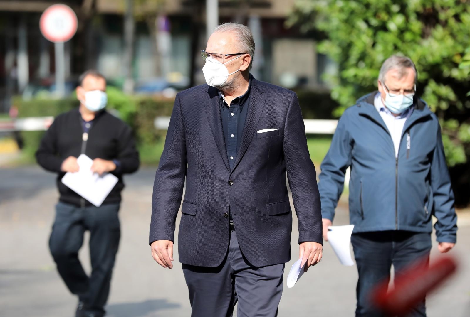 Zagreb: Stožer civilne zaštite RH na konferenciji predstavio nove mjere Zagreb: Stožer civilne zaštite RH na konferenciji predstavio nove mjere