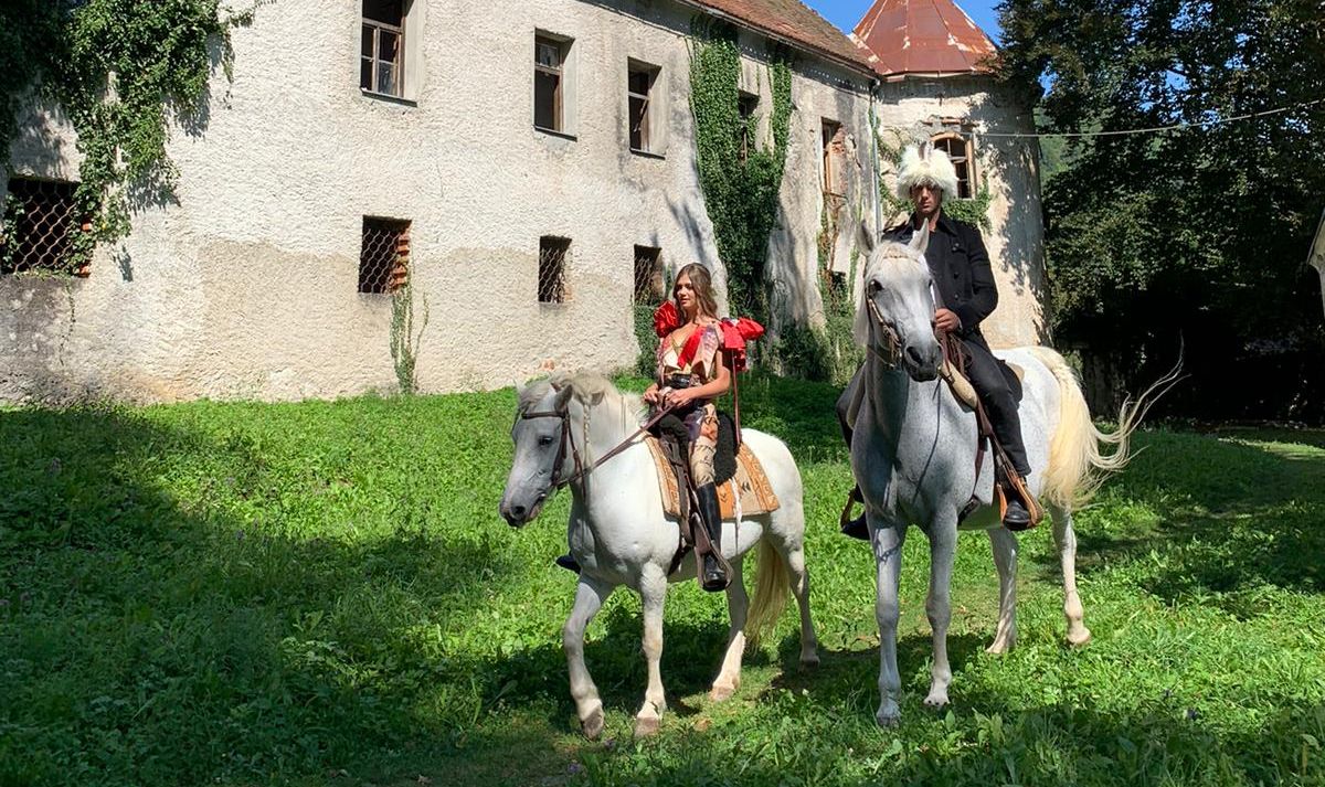 Mia-Negovetić_spot-Zavičaju-tebi_9