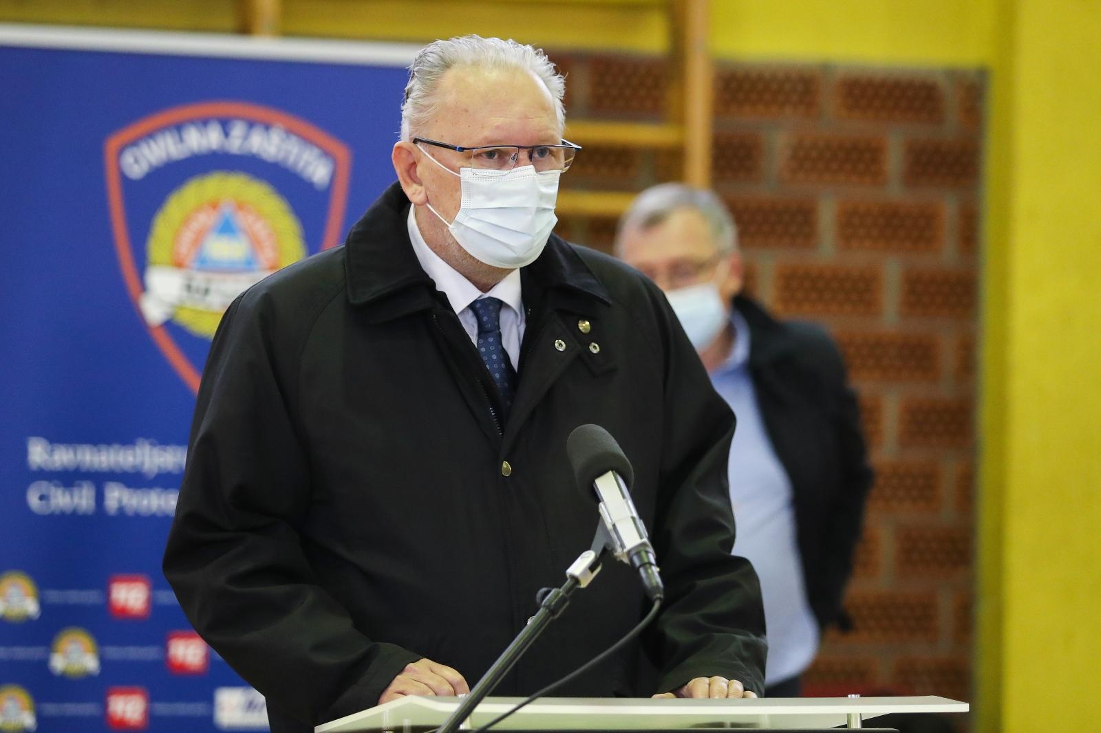 Zagreb: Nacionalni stožer civilne zaštite objavio novu brojku zaraženih koronavirusom Zagreb: Nacionalni stožer civilne zaštite objavio novu brojku zaraženih koronavirusom