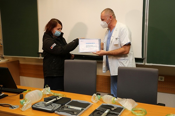 Rijeka: Donacija Klinici za anesteziologiju, intenzivnu medicinu i liječenje boli