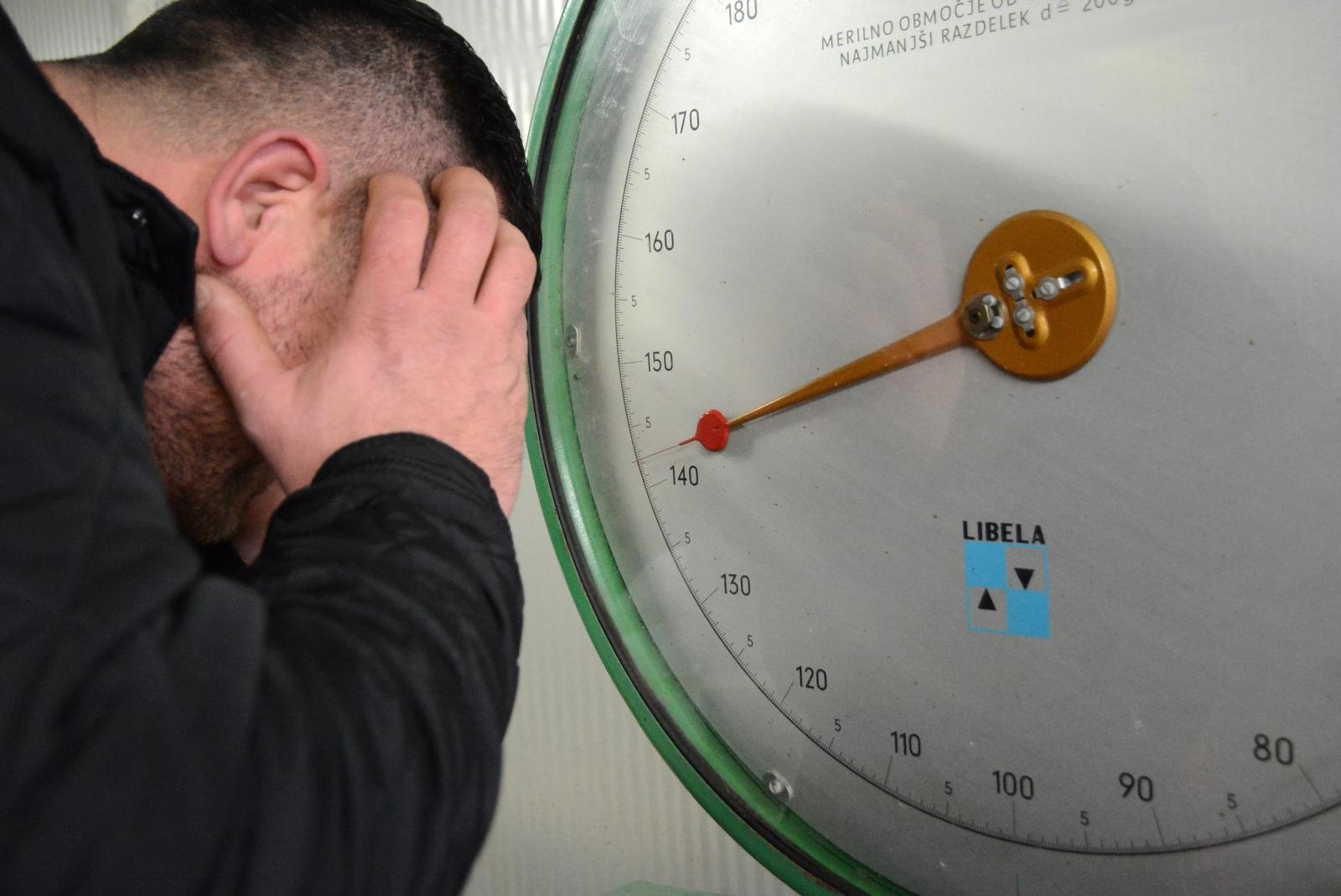 Vaga i mjerenje težine Vaga i mjerenje težine