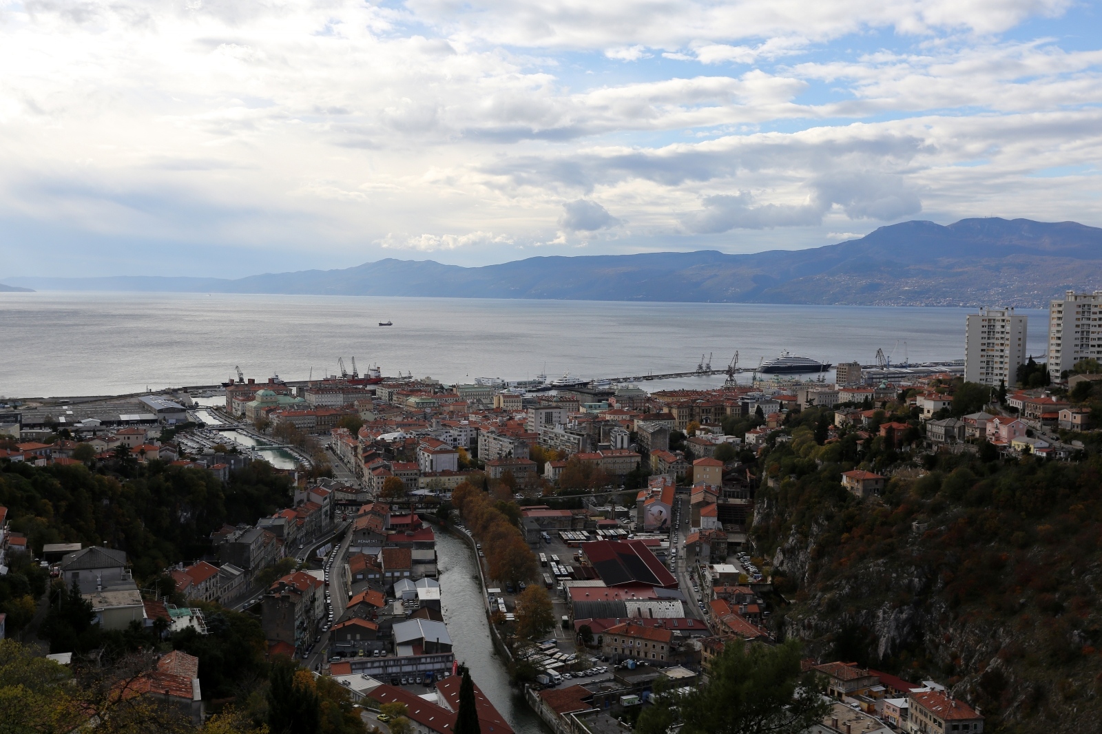 Panorama grada Rijeke Panorama grada Rijeke