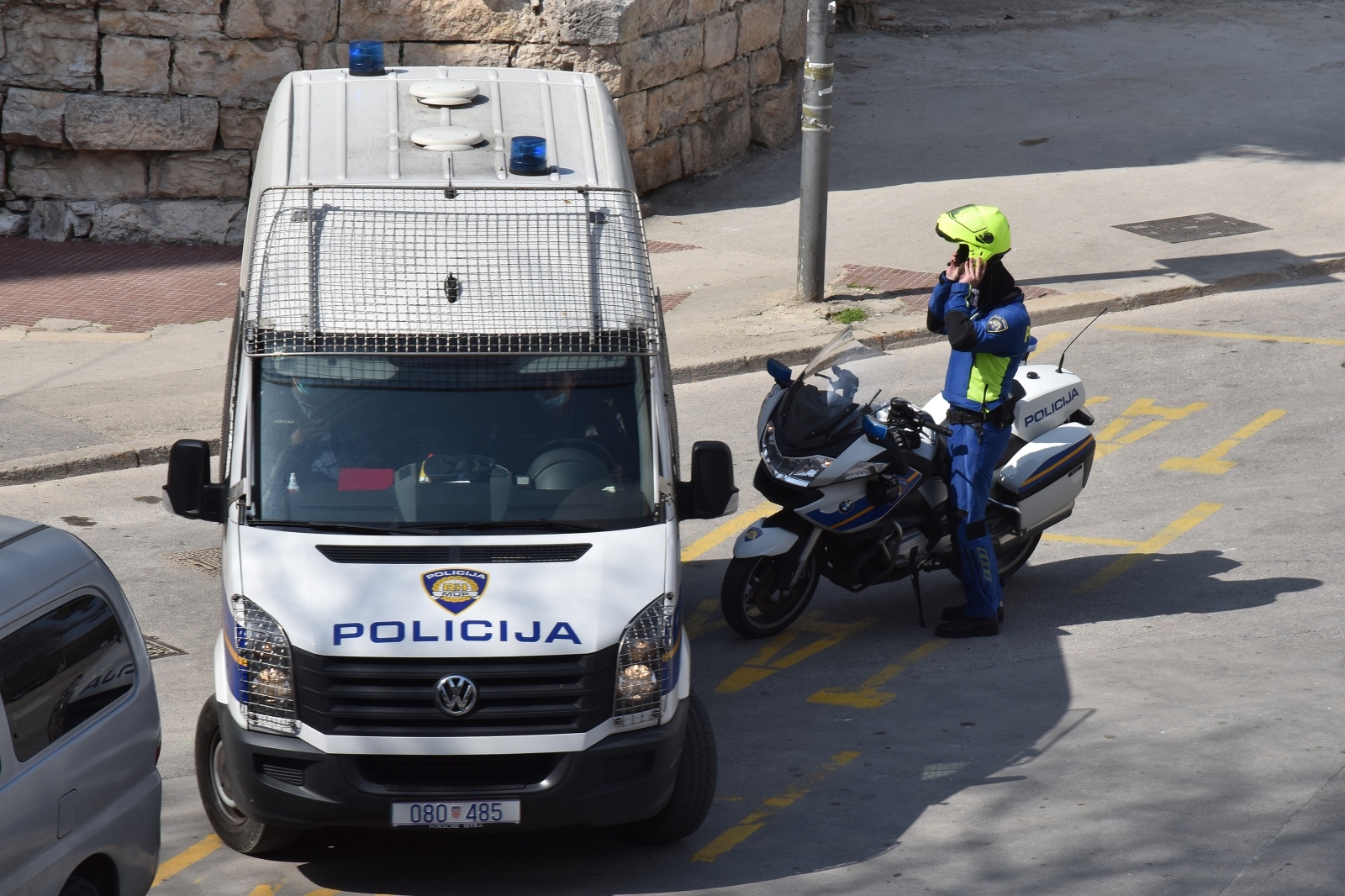 Policija u ophodnji na ulicama Pule Policija u ophodnji na ulicama Pule