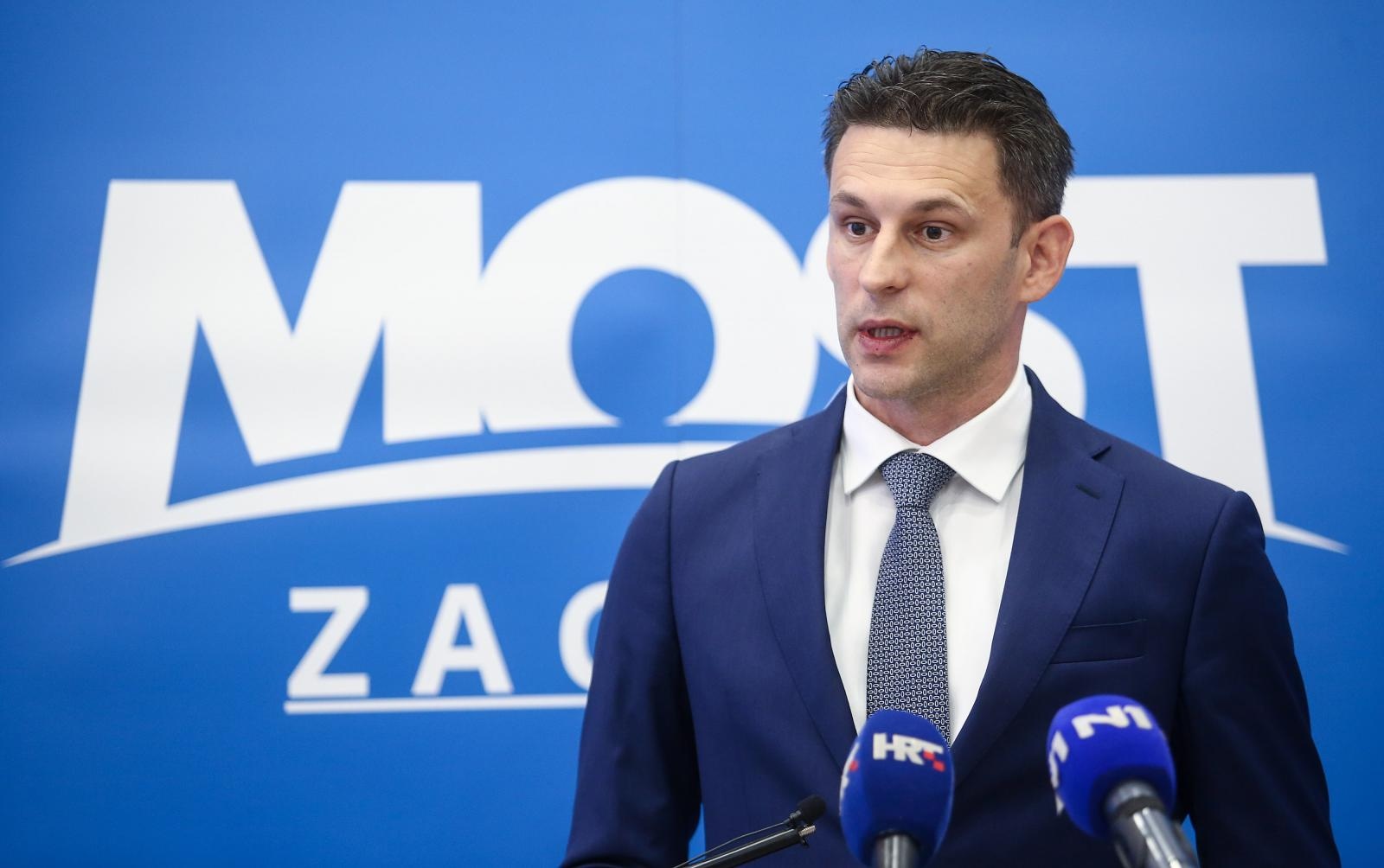 Most božo petrov