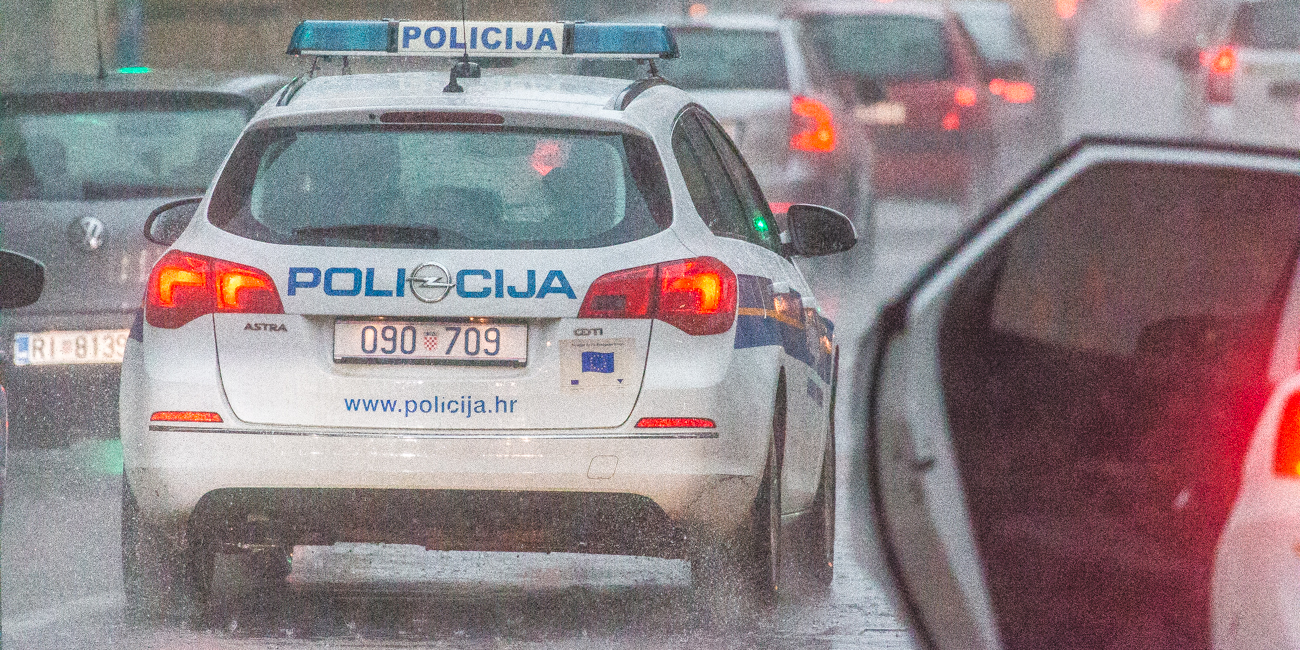 Policija Kiša Pljusak Adamićeva-2