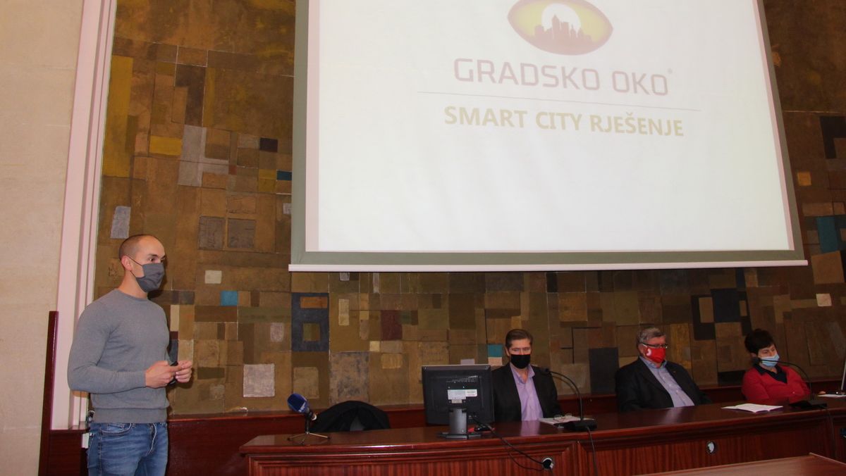 Prezentacija-aplikacije-za-prijavu-komunalnih-problema-Gradsko-oko-1
