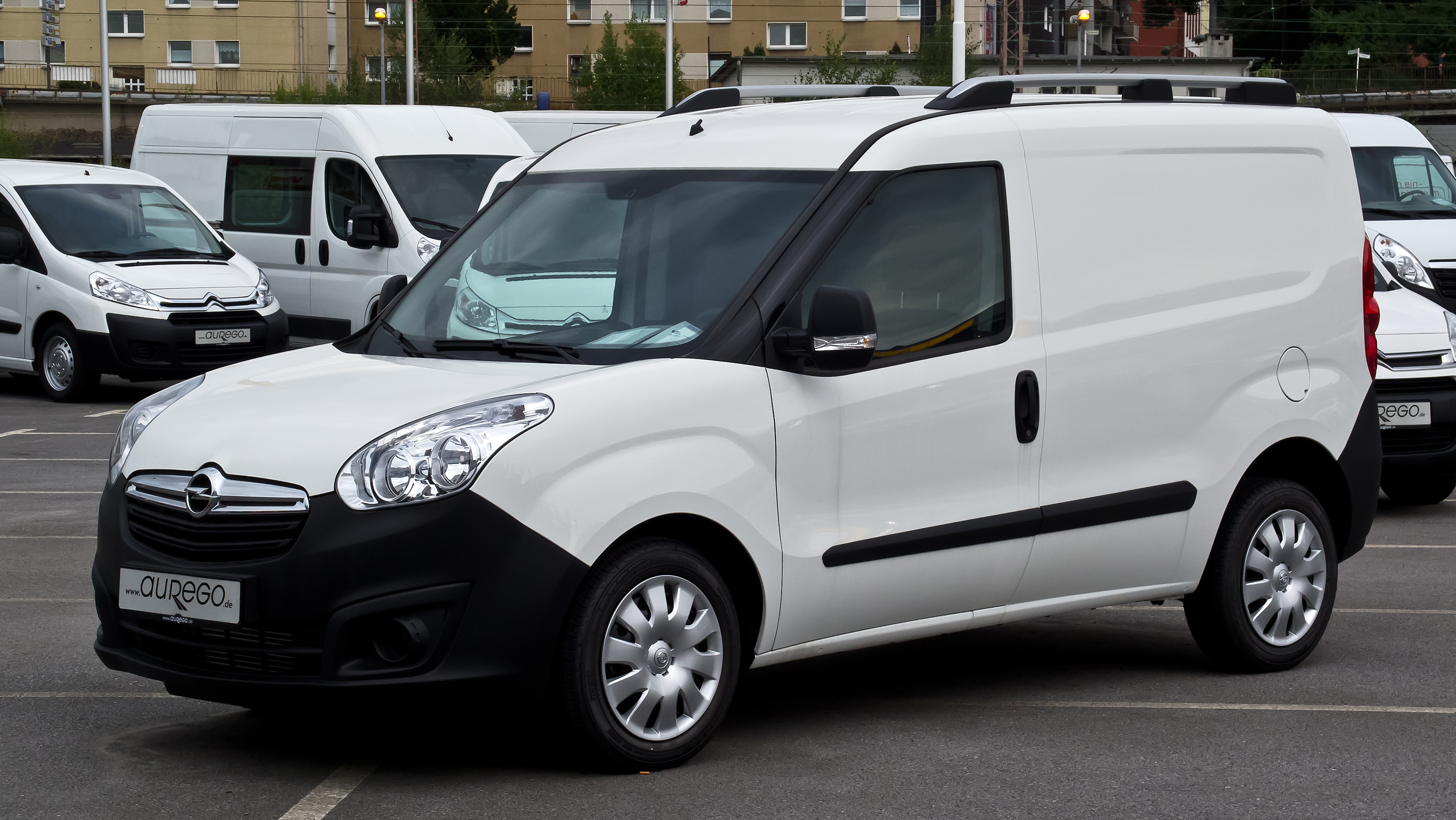 opel-combo-seriess-8718