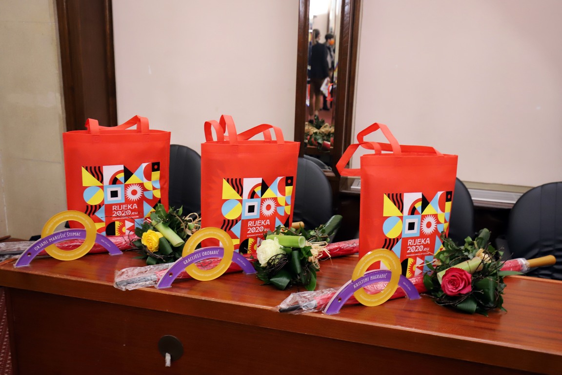 Nagrade-Ambasadori-odgoja-i-obrazovanja Nagrade-Ambasadori-odgoja-i-obrazovanja