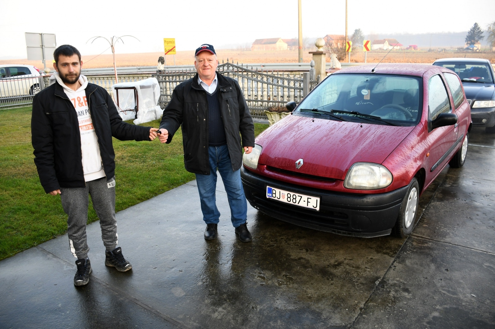 Bjelovar: Poklonio automobil obitwelji nastradaloj u potresu u Petrinji