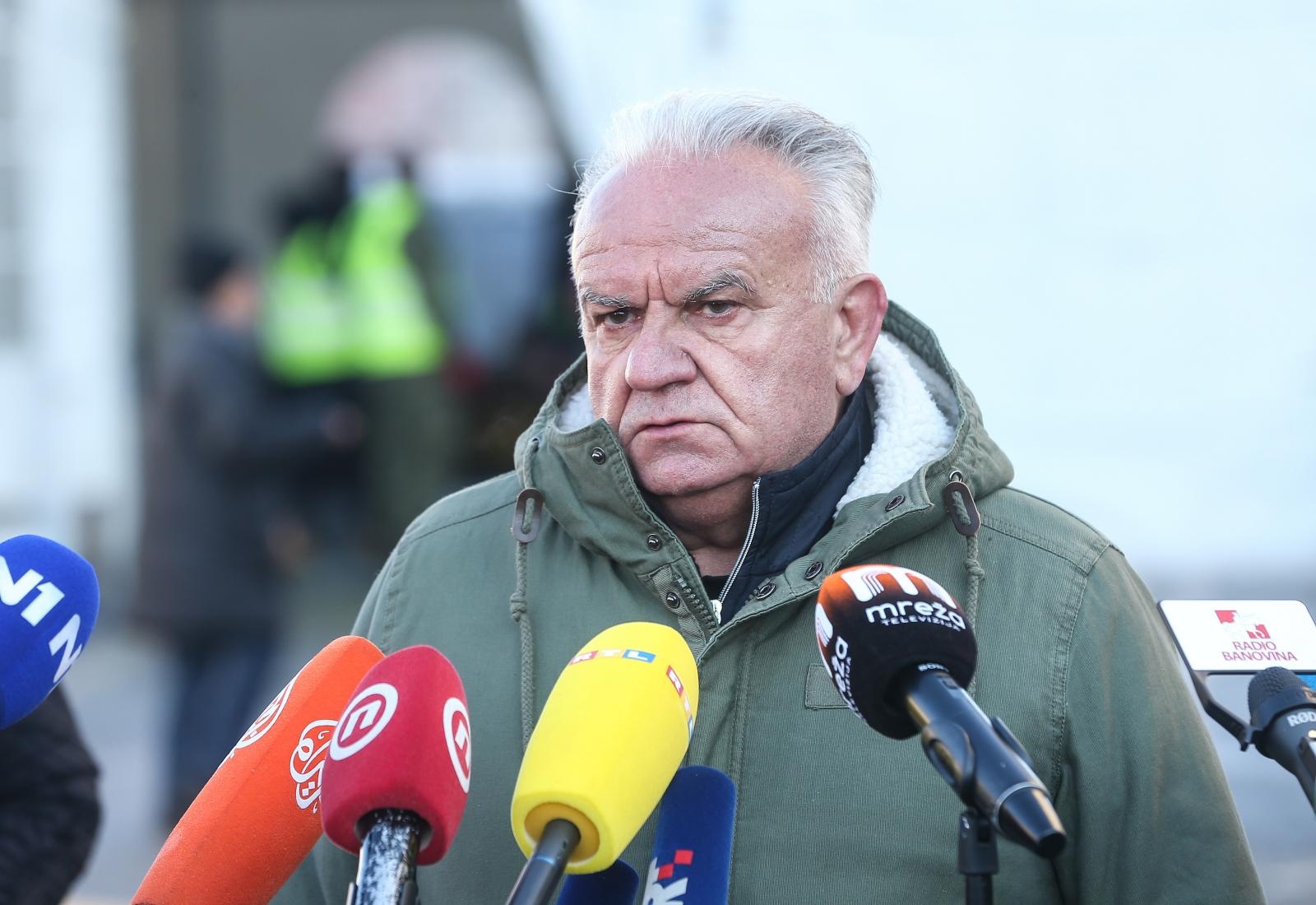 Petrinja: Predsjednik Milanović sastao se s gradonačelnikom Dumbovićem Petrinja: Predsjednik Milanović sastao se s gradonačelnikom Dumbovićem