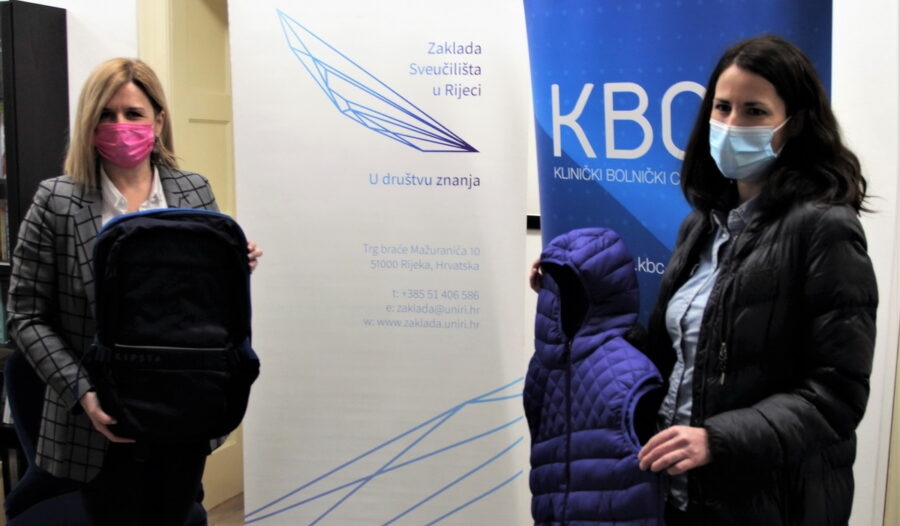 Zaklada-Sveučilišta-u-Rijeci-donirala-KBC-u-Rijeka-sredstva-za-potporu-volonterskim-aktivnostima-900×600