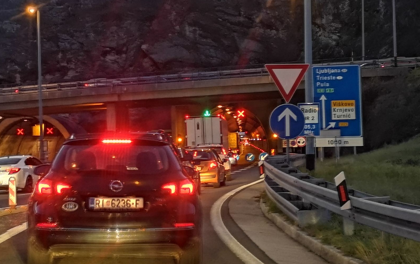 nesreća tunel zaoba 080121 14 nesreća tunel zaoba 080121 14