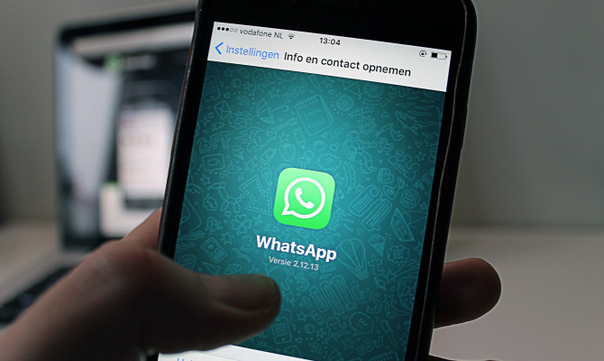 whatsapp-1212017_1920