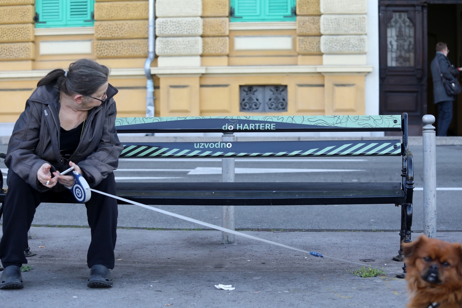 Rijeka: Na Šetalištu Andrije Kačića Miošića postavljene klupe koje pričaju povijest grada