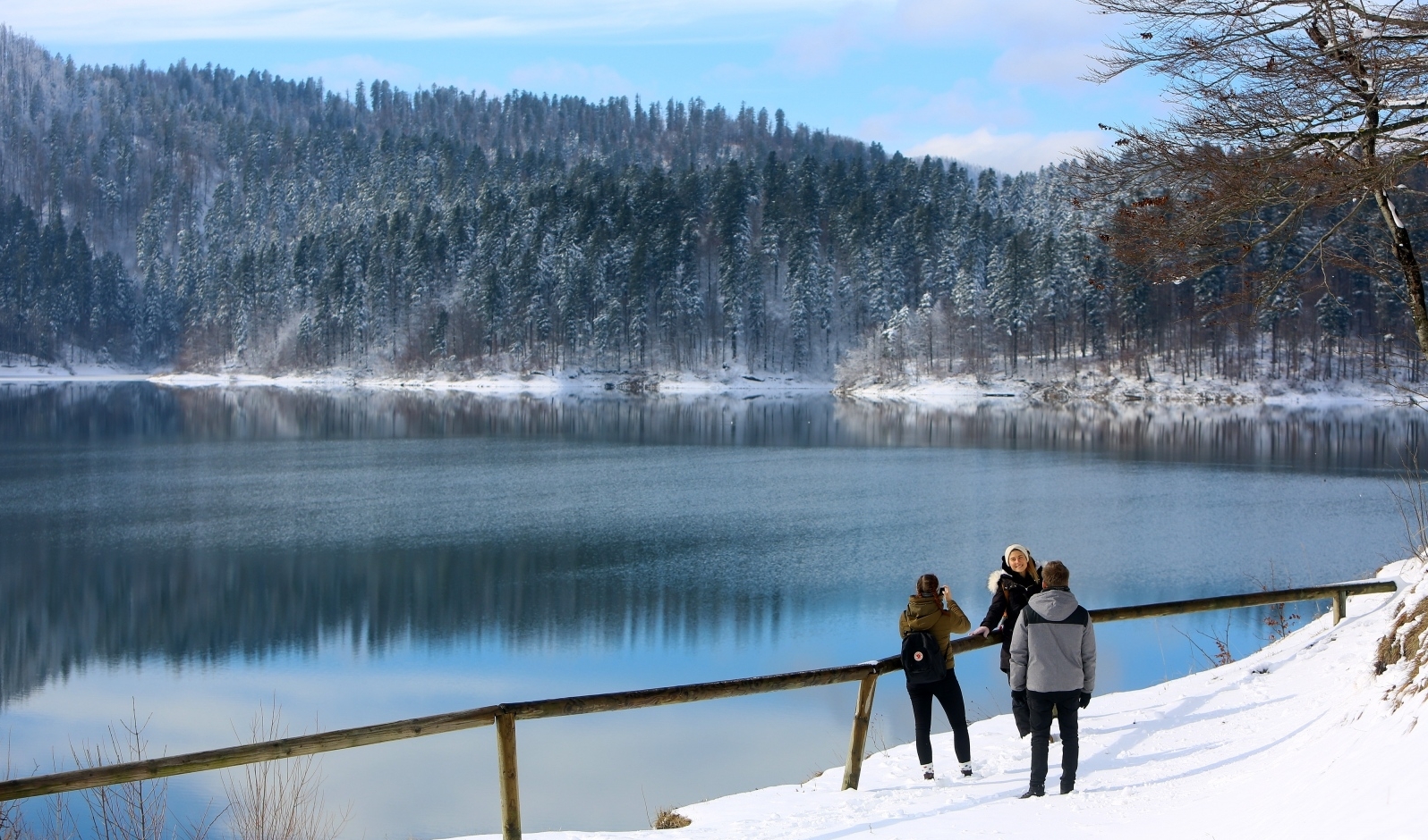 Lokve i Lokvarsko jezero pod snijegom