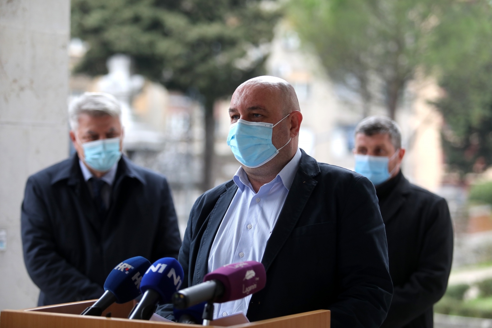Rijeka: Redovna konferencija za medije župana Zlatka Komadine