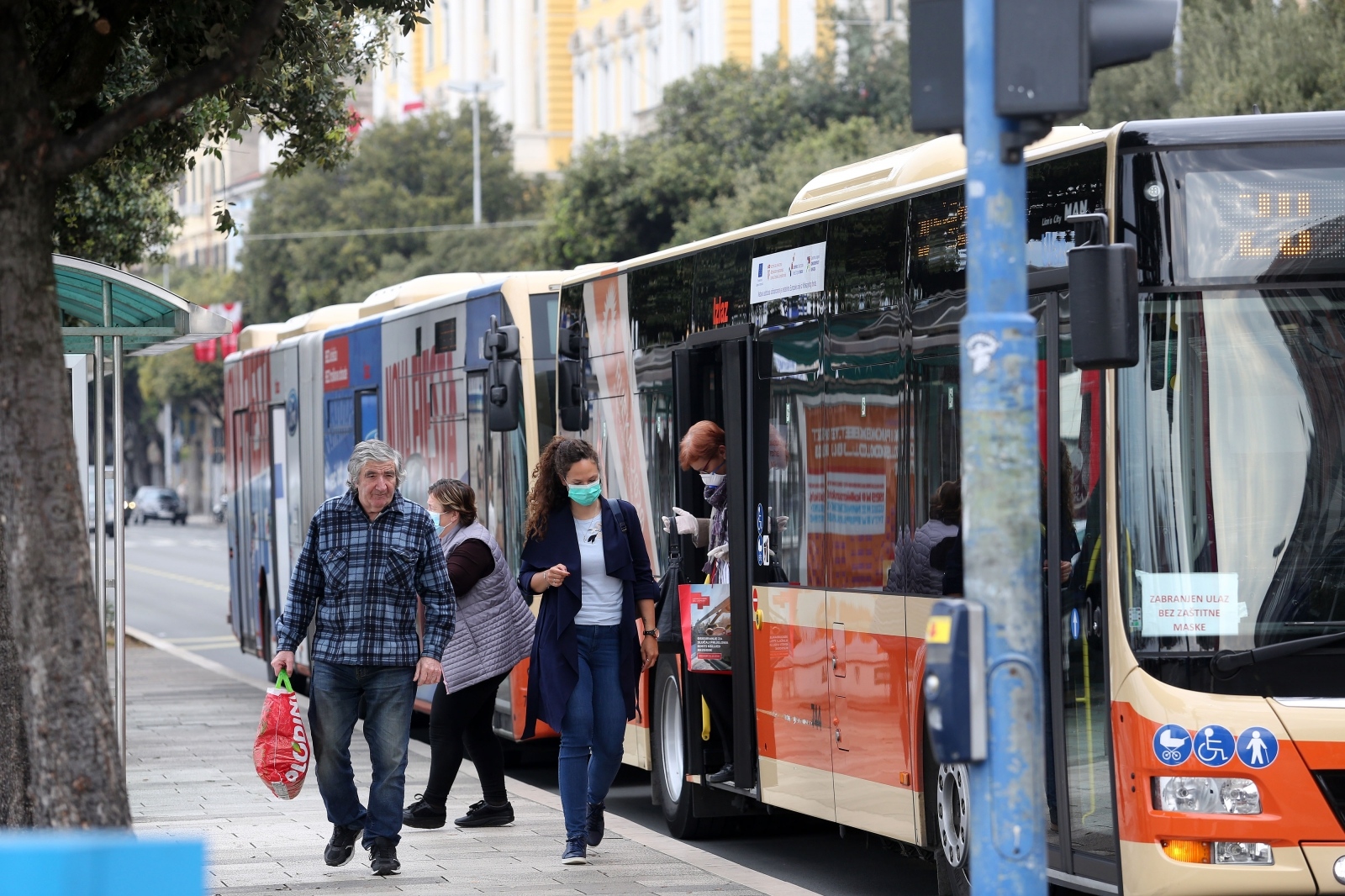 Rijeka: Komunalno društvo Autotrolej krenuo je s normalizacijom prometa Rijeka: Komunalno društvo Autotrolej krenuo je s normalizacijom prometa