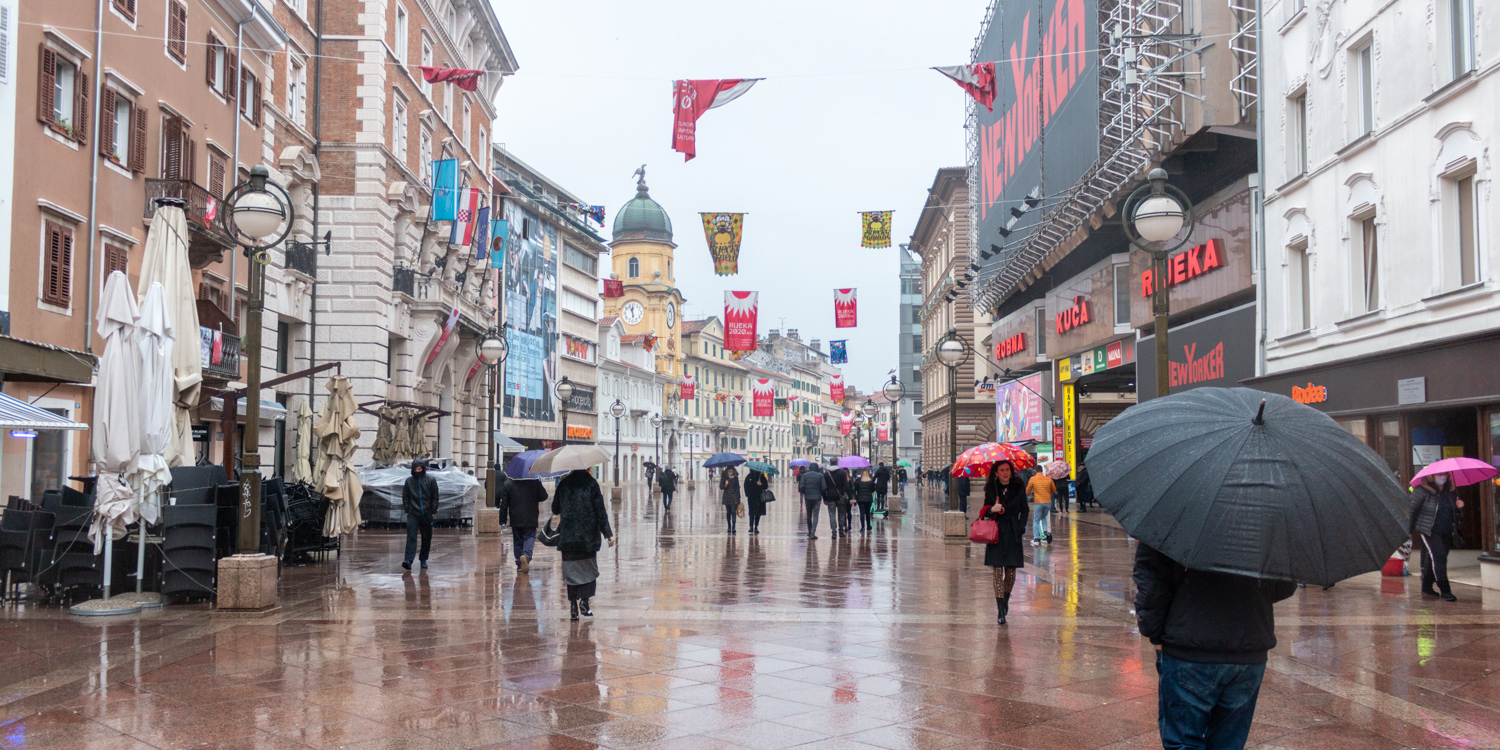 Rijeka Gradske Totali Magla-3