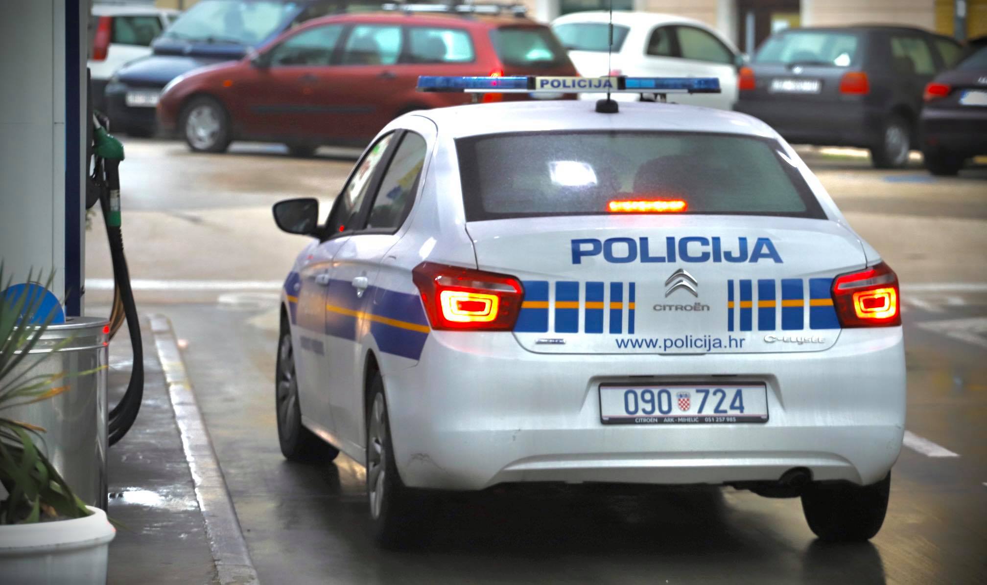 policija benzinska rijeka 12