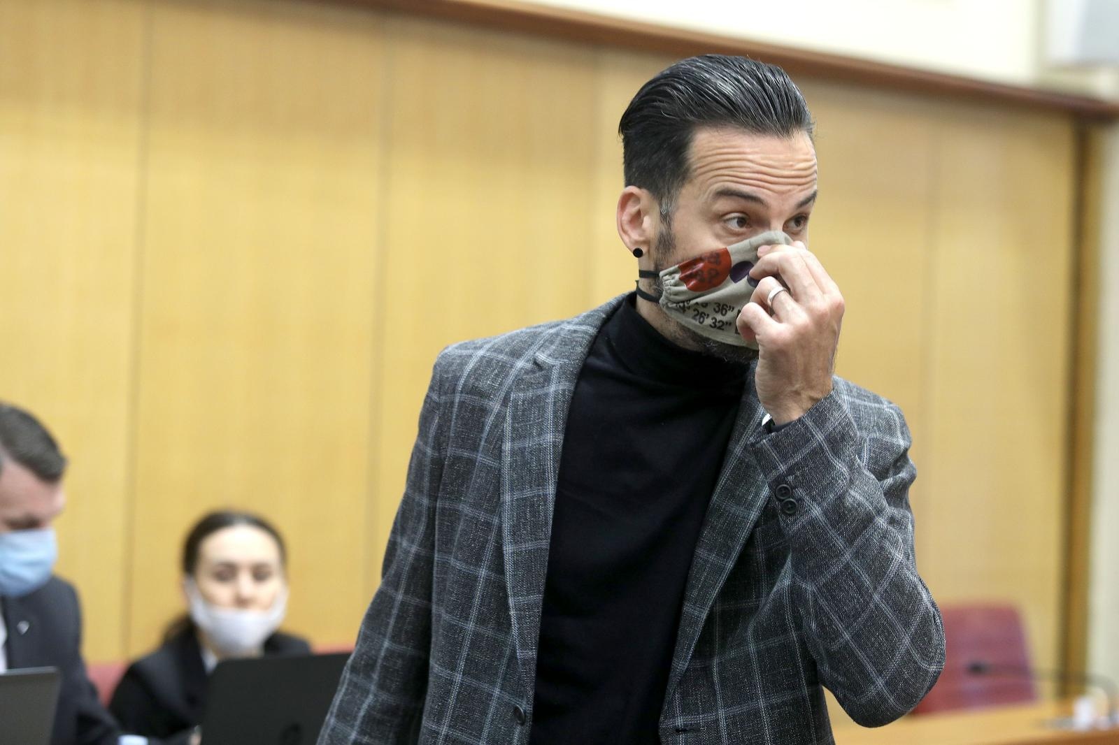 Saborski zastupnici pridržavaju se mjera i nose maske