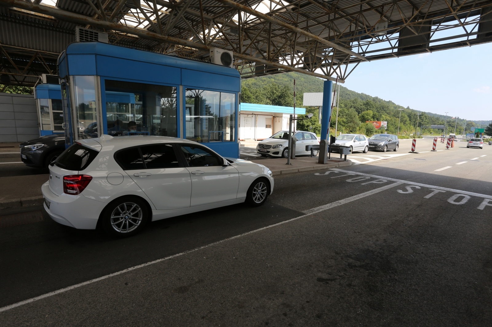 Prazan granični prijelaz Rupa u poslijepodnevnim satima