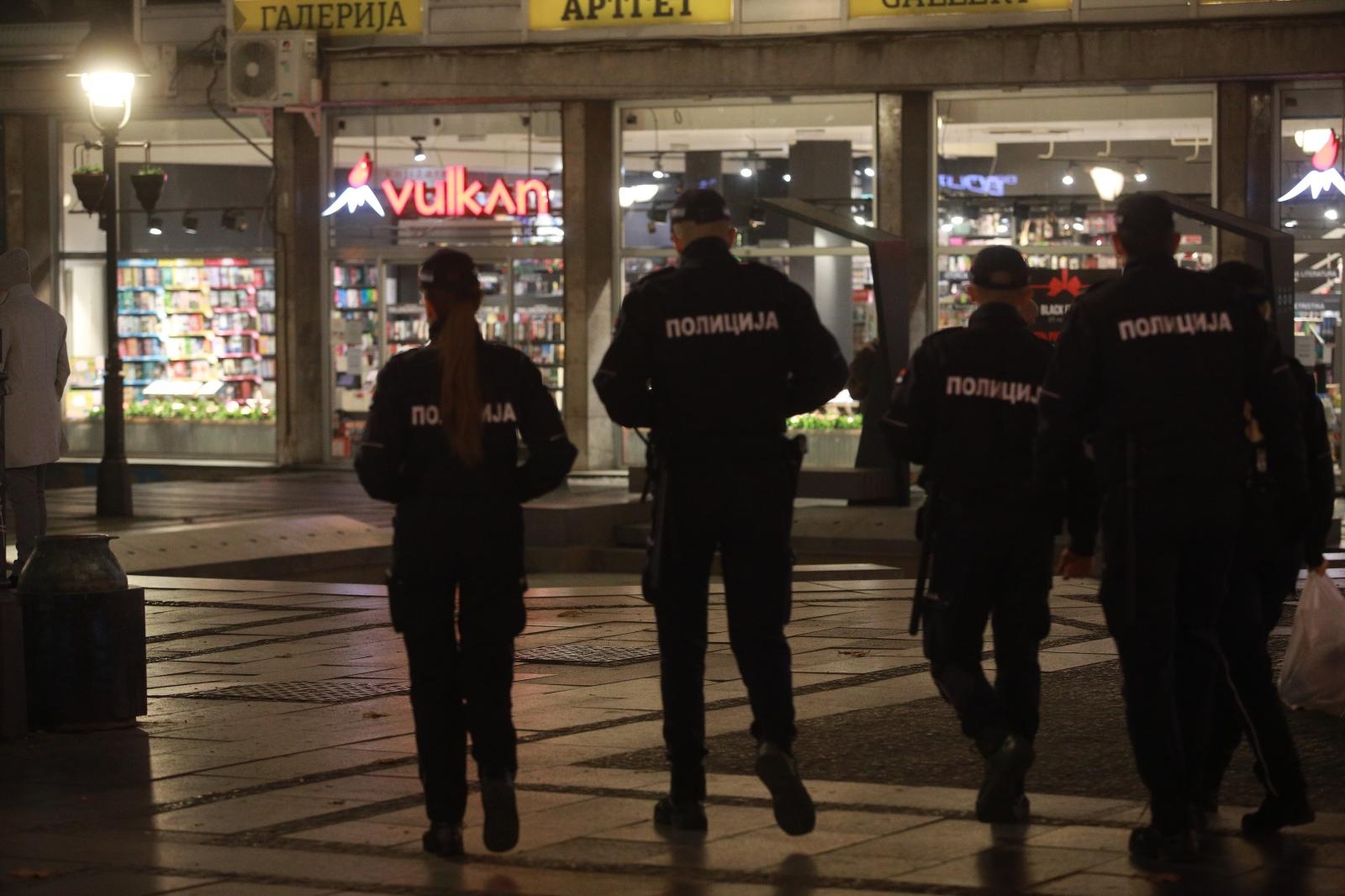 Beograd: Na snagu stupile nove mjere za suzbijanje širenja koronavirusa Beograd: Na snagu stupile nove mjere za suzbijanje širenja koronavirusa
