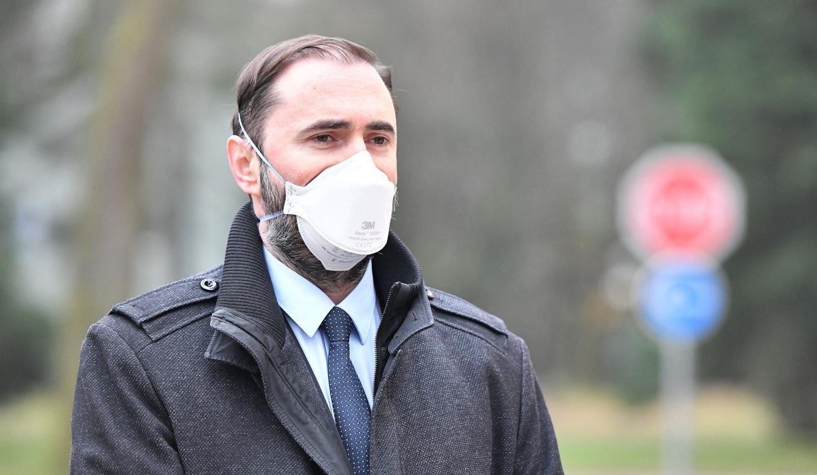 Varaždin: Krešimir Luetić posjetio bolnicu u Varaždinu gdje se oboljeli smještaju u šatore