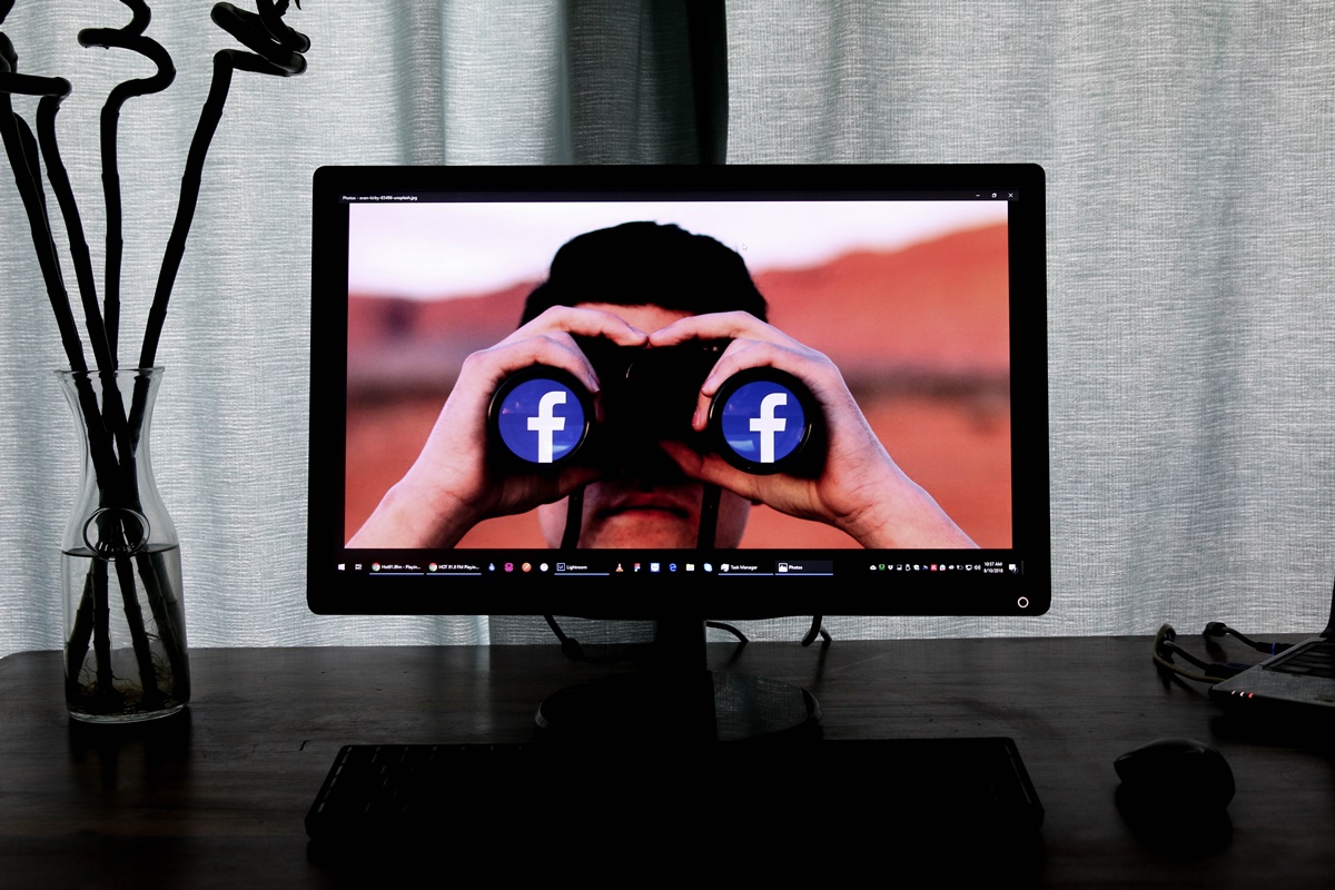 facebook facebook