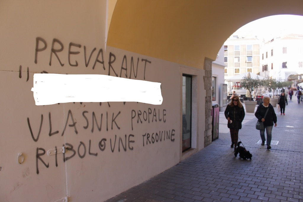 grafit uvreda 1_LI