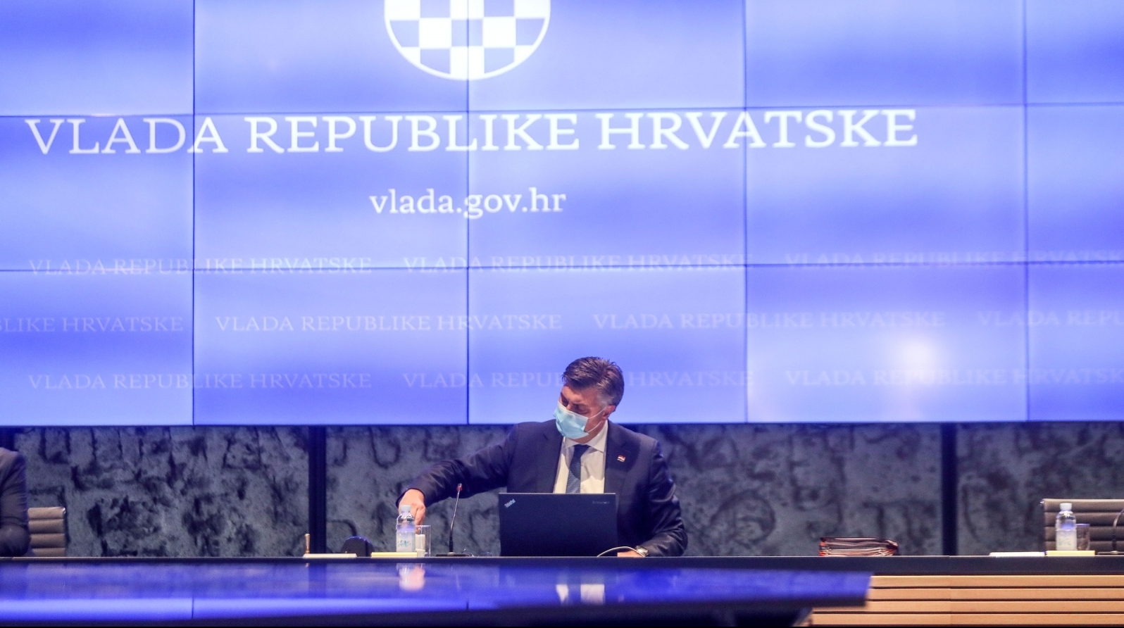 Zagreb: Sjednica Vlade RH održana u Nacionalnoj i sveučilišnoj knjižnici Zagreb: Sjednica Vlade RH održana u Nacionalnoj i sveučilišnoj knjižnici