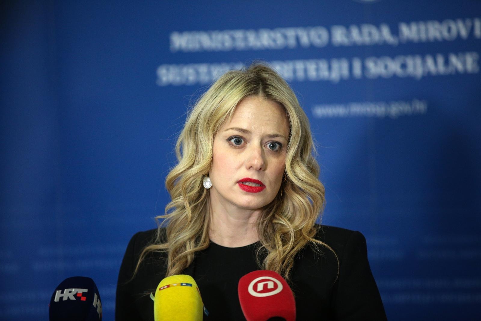 Zagreb: Izjave nakon sastanka ministra Aladrovića i predstavnica inicijative Spasi me Zagreb: Izjave nakon sastanka ministra Aladrovića i predstavnica inicijative Spasi me