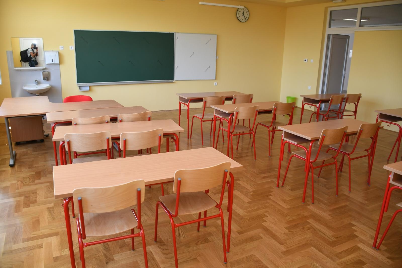 Obnovljena i drograđena škola u Velikom Trojstvu nedaleko Bjelovara Obnovljena i drograđena škola u Velikom Trojstvu nedaleko Bjelovara