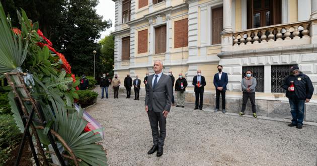 Foto Luigi Opatija, Grad Opatija, Polaganje vijenaca Oslobođenj