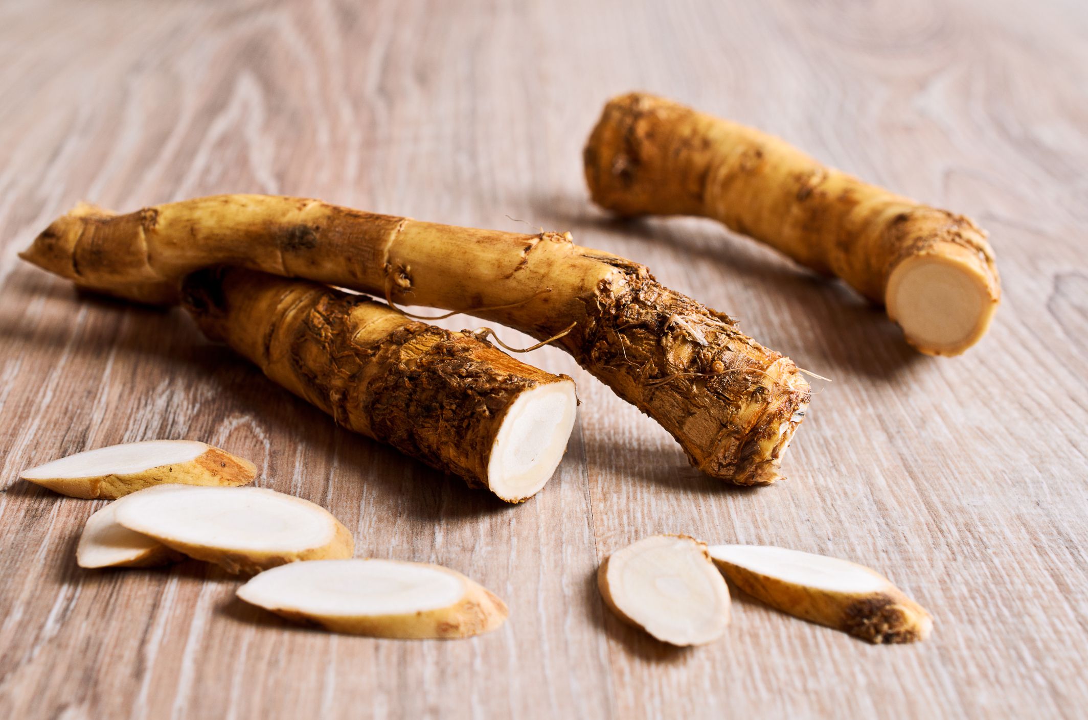 horseradish-royalty-free-image-521708351-1532726447