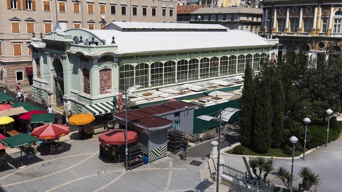 Centralna tržnica placa