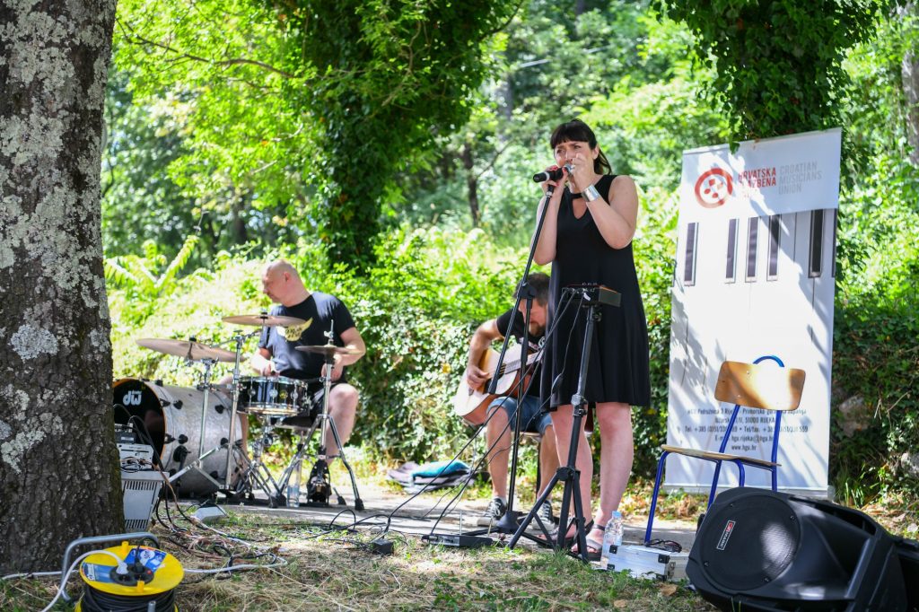 JELENJE glazba koncert (4)