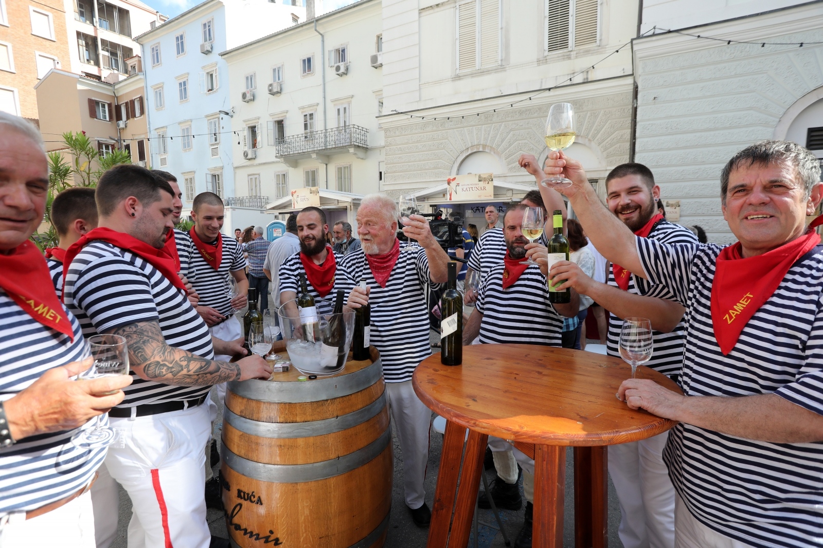Rijeka: Na Trgu Riječke rezolucije počeo Kvarner Wines Festival WineRi 2021.