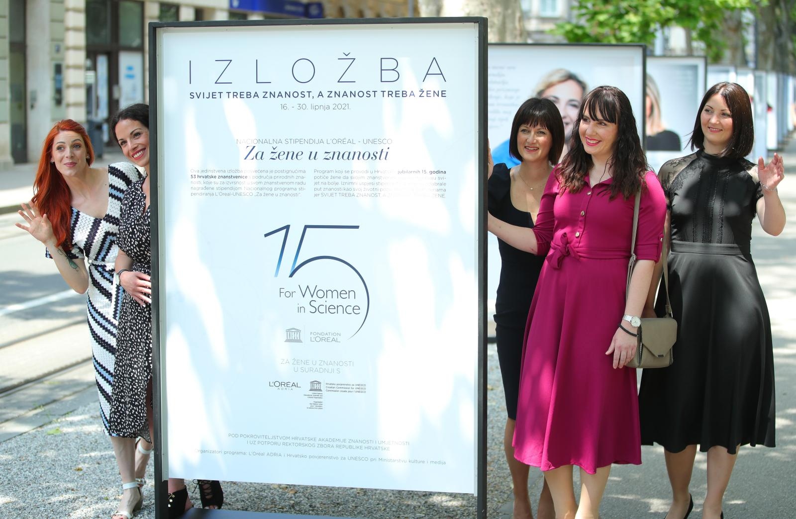 Na Zrinjevcu otvorena izložba: Svijet treba znanost, a znanost treba žene
